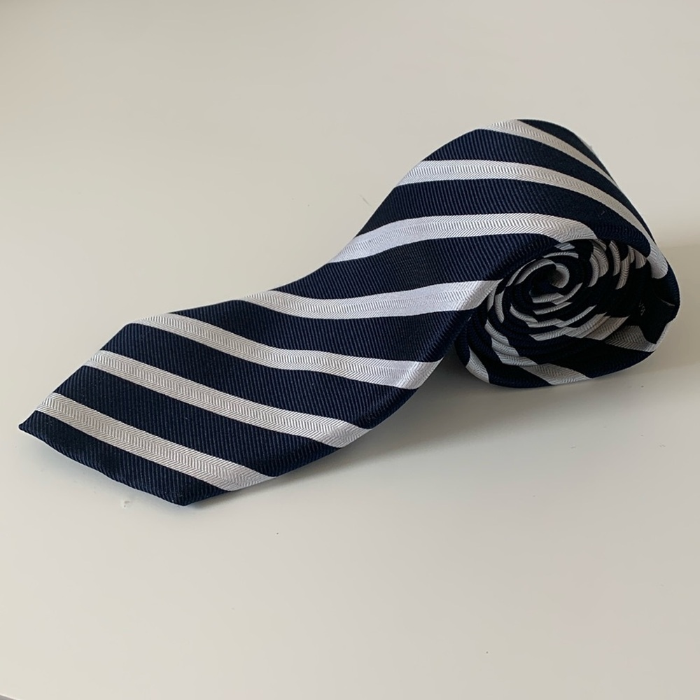 BANANA REPUBLIC 100% Silk Neck Tie